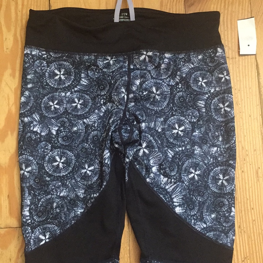 Corey Vines leggings